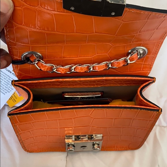 Small Valentino crossbody - Picture 2 of 3